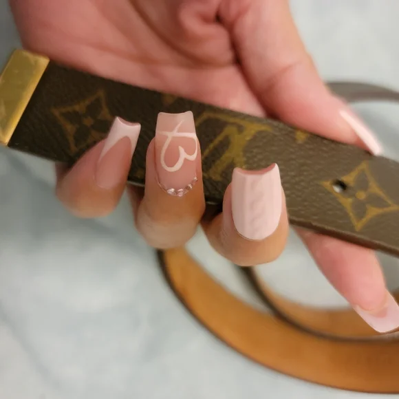 Belt LV Authentic - Picture 12 of 13